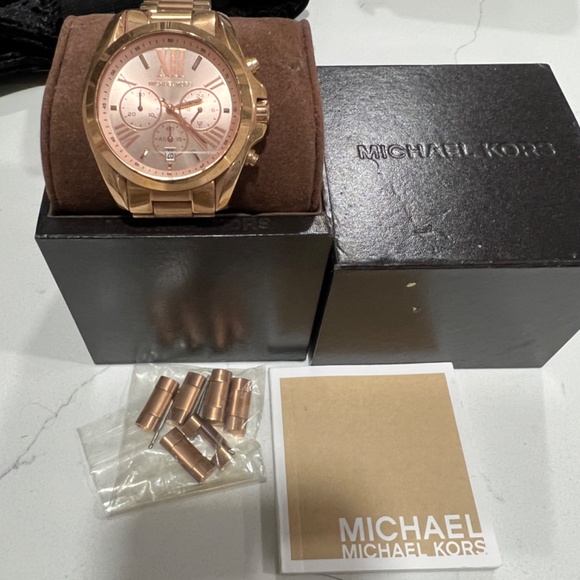 Michael Kors Watch - Rose Gold - Picture 3 of 4